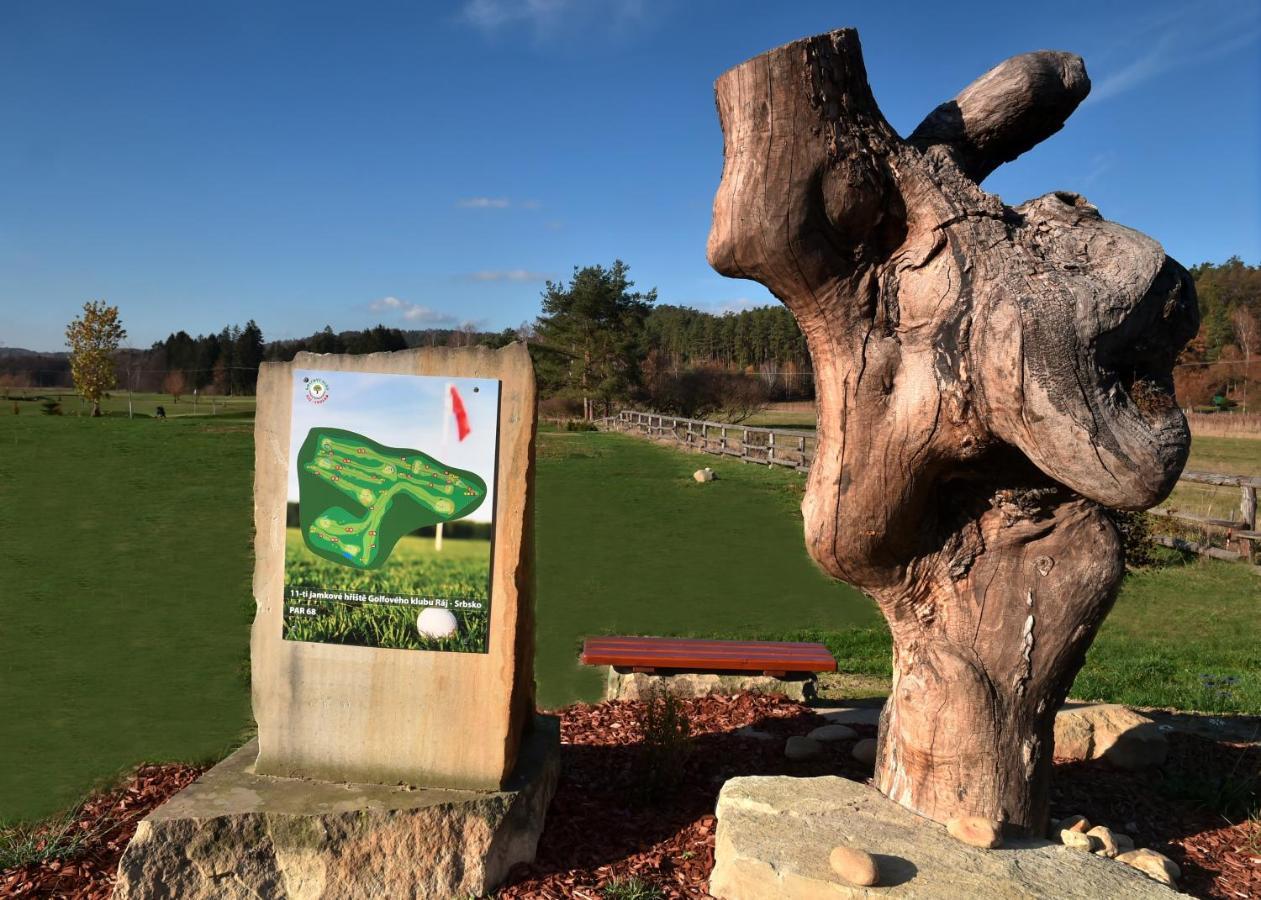 Raj Sportovni A Rekreacni Resort Branzez Kněžmost Eksteriør billede
