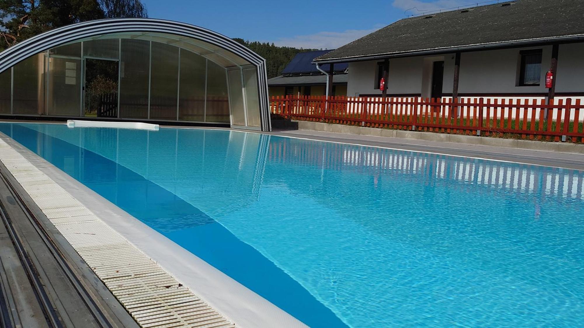 Raj Sportovni A Rekreacni Resort Branzez Kněžmost Eksteriør billede