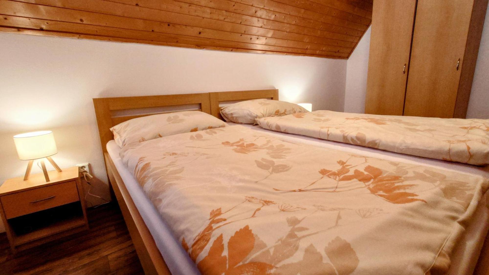 Raj Sportovni A Rekreacni Resort Branzez Kněžmost Eksteriør billede