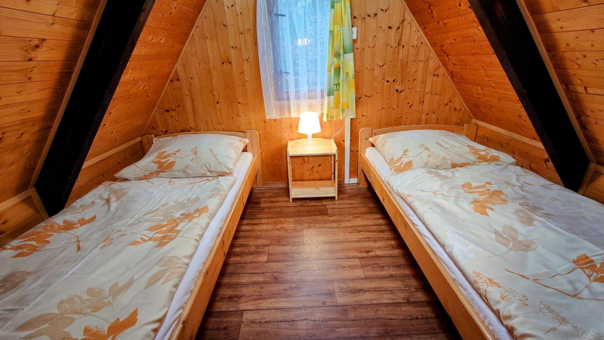 Raj Sportovni A Rekreacni Resort Branzez Kněžmost Eksteriør billede